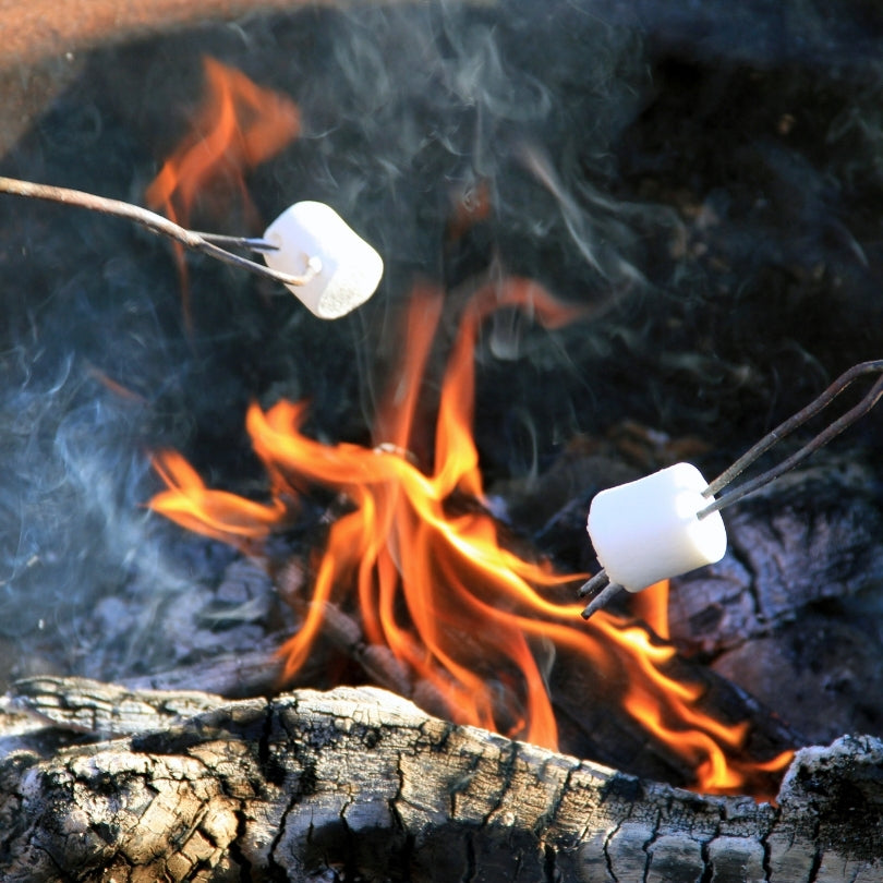 Toastin' Marshmellow handcrafted candle   Larrab.ee