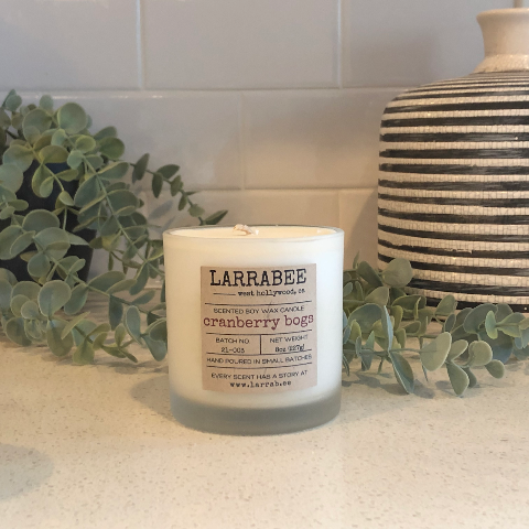 Cranberry Bogs handcrafted candle   Larrab.ee